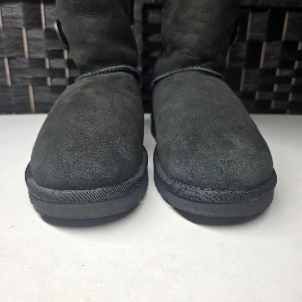 UGG Australia Bailey Button Triplet Black Suede Sheepskin Tall Boots 1873 Size 7